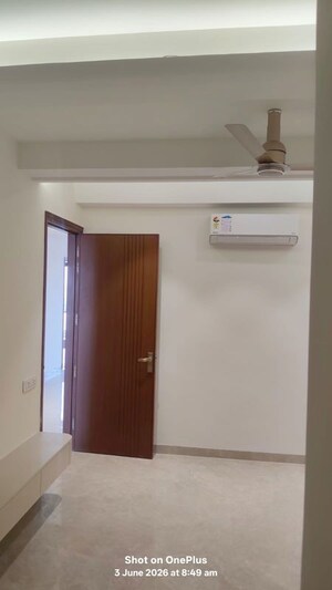 Room in 3 BHK Builder Floor at Sector 20 – for Sale
