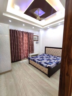4 BHK + Servant Room Apartment For Sale in DLF Park Place