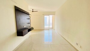 2.5 BHK Apartment For Rent in Smart World Gems, Sector 89