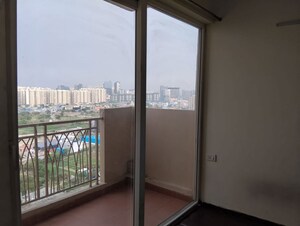 Room in  Apartment at Saya Zion, Sector 4 Greater Noida – for Sale