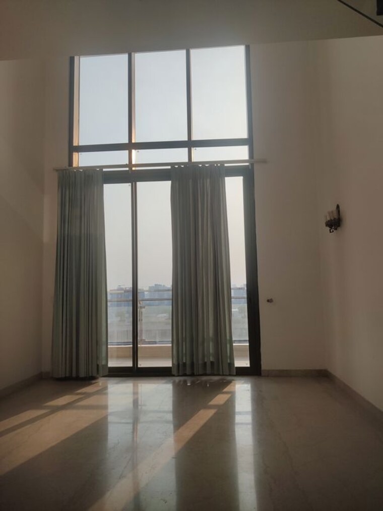 Hall, m3m-golf-estate 4 Bedroom 4300 Sq.Ft. Apartment In Sector 65 Gurgaon 10419506
