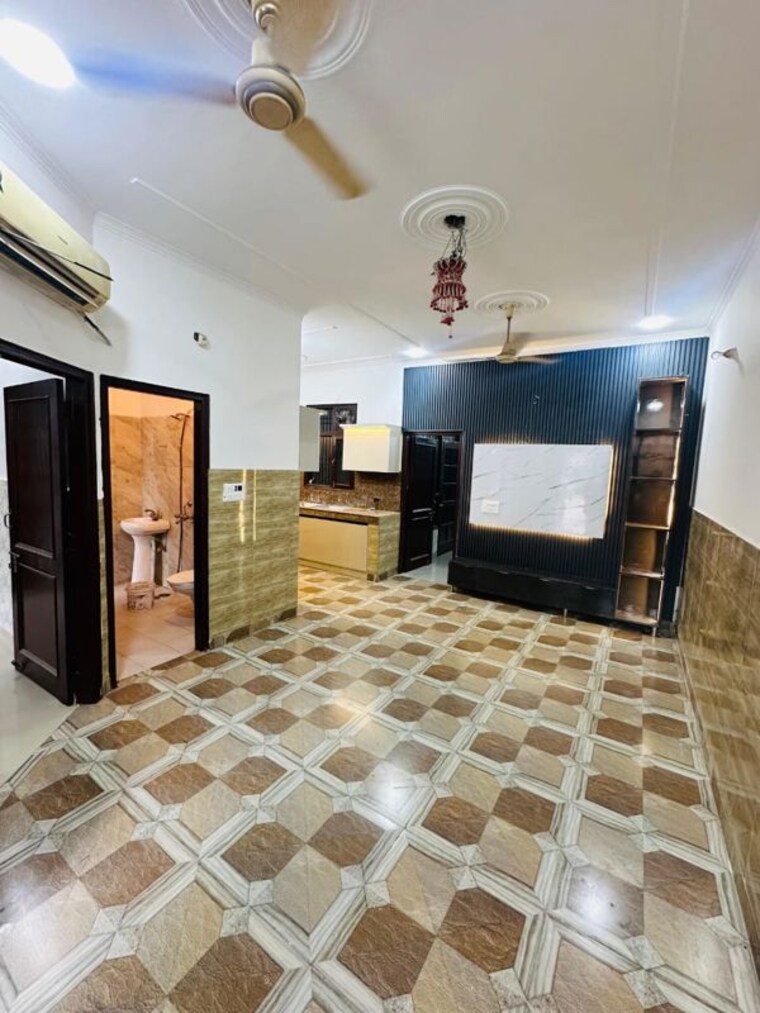 Bathroom, prem-apartment 2 Bedroom 1200 Sq.Ft. Apartment In Dhakoli Zirakpur 10419536
