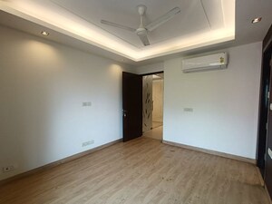 Room in 4 BHK Builder Floor at East Of Kailash – for Rent