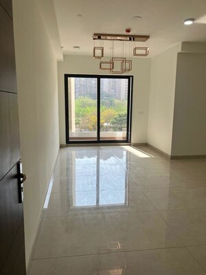 Room in 3.5 BHK Apartment at Nirala Trio, Tech Zone 4 Greater Noida – for Sale