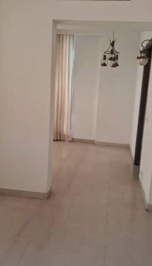 Room in 3.5 BHK Apartment at M3M Golf Estate, Sector 65 – for Rent