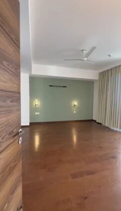 3.5 BHK + Pooja Room,Servant Room,Study Room Apartment For Rent in M3M Golf Estate