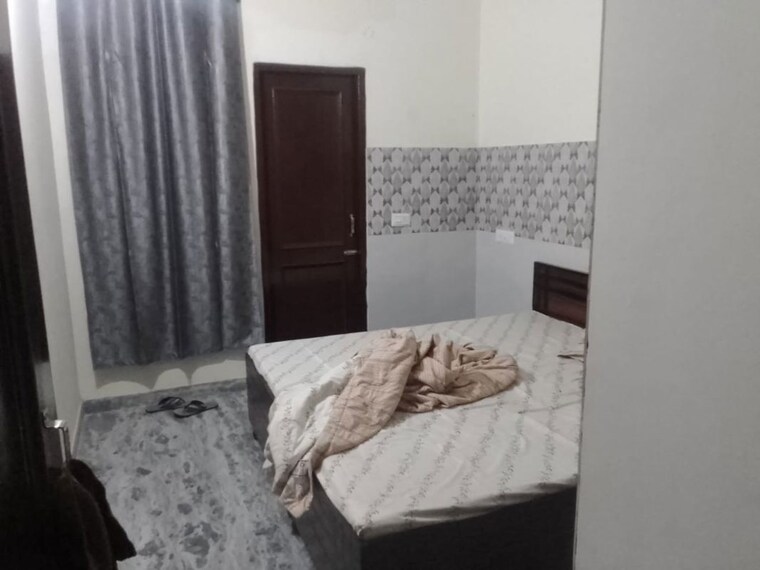 Bedroom, sector 15 2 Bedroom 1100 Sq.Ft. Builder Floor In Sector 15 Panchkula 10419552