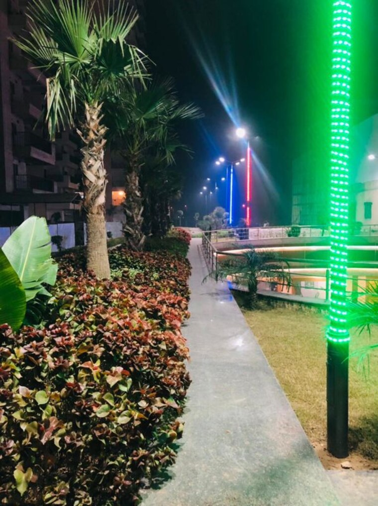 Garden, ska-metro-ville 2.5 Bedroom 1165 Sq.Ft. Apartment In Eta Ii Greater Noida Greater Noida 10419582
