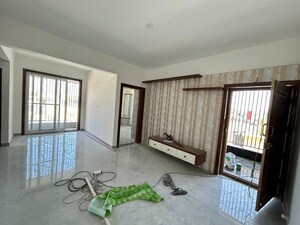 Bedroom in 2 BHK Apartment at Halasuru – for Rent