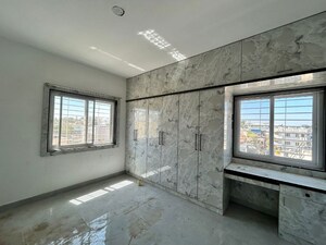 Room in 2 BHK Apartment at Halasuru – for Rent
