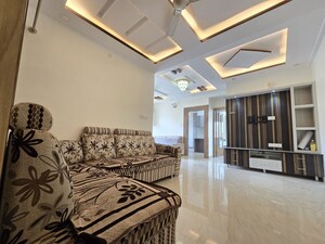 Living Room in 2 BHK Apartment at Halasuru – for Rent