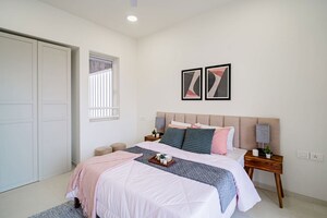 Bedroom in 2 BHK Apartment at Lodha Aurum Grande, Kanjurmarg East – for Sale