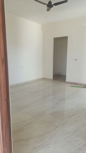Room in 2 BHK Builder Floor at Ace City, Sector 1 Greater Noida – for Rent