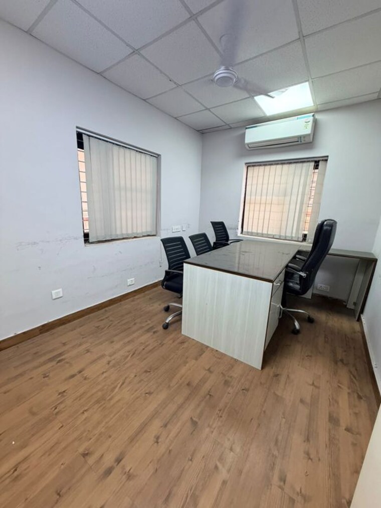 Team Area, saket Commercial Office Space 2000 Sq.Ft. In Saket Delhi 10419601