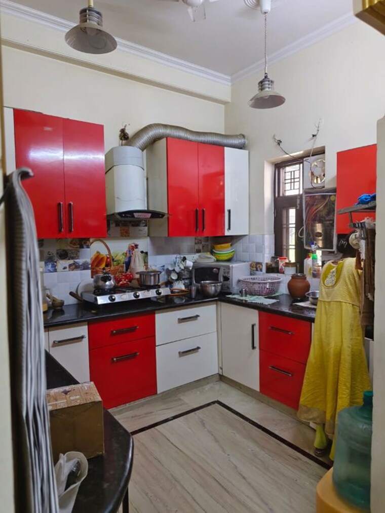 Kitchen, sector 46 3 Bedroom 200 Sq.Mt. Independent House In Sector 46 Noida 10419607