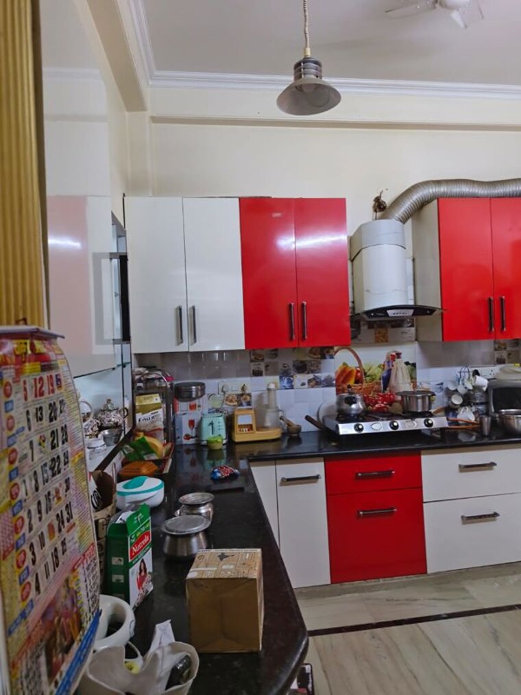 Kitchen, sector 46 3 Bedroom 200 Sq.Mt. Independent House In Sector 46 Noida 10419607