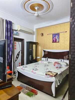 Bedroom in 3 BHK Independent House at Sector 46 – for Rent