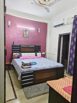 Bedroom in 3 BHK Independent House at Sector 46 – for Rent