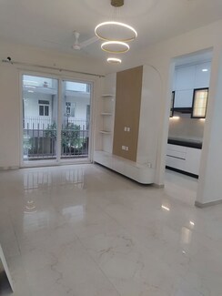 3 BHK + Basement Apartment For Rent in DLF Gardencity Enclave