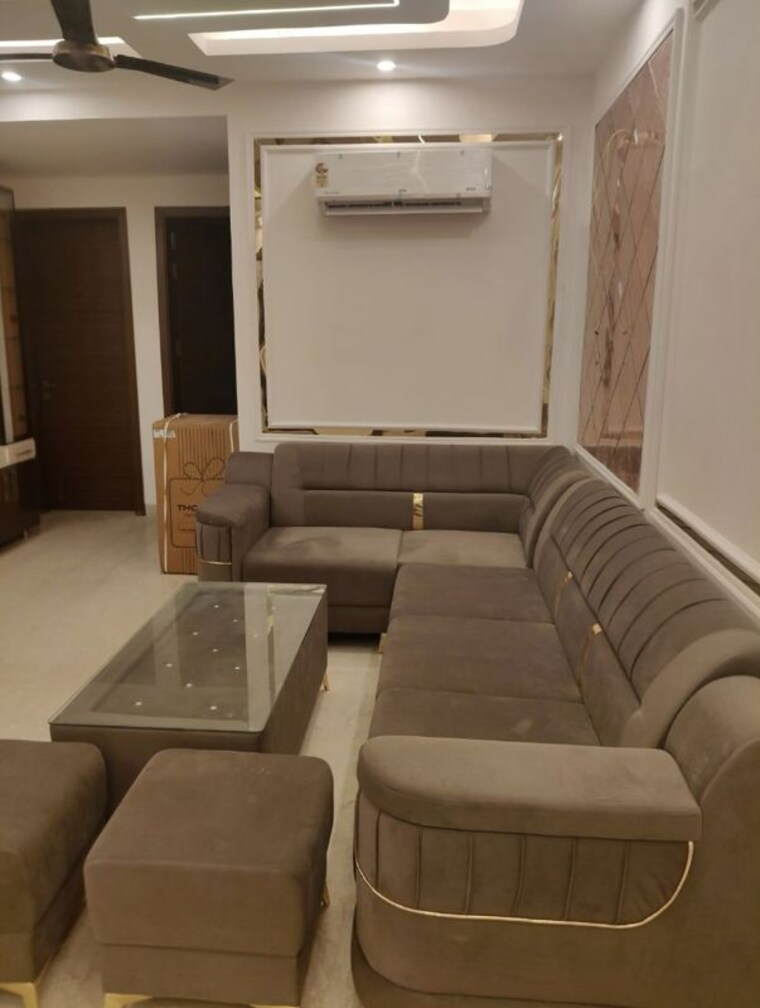 Living Room, raj-one-good-earth 3 Bedroom 1341 Sq.Ft. Apartment In Sector 71 Gurgaon 10419593