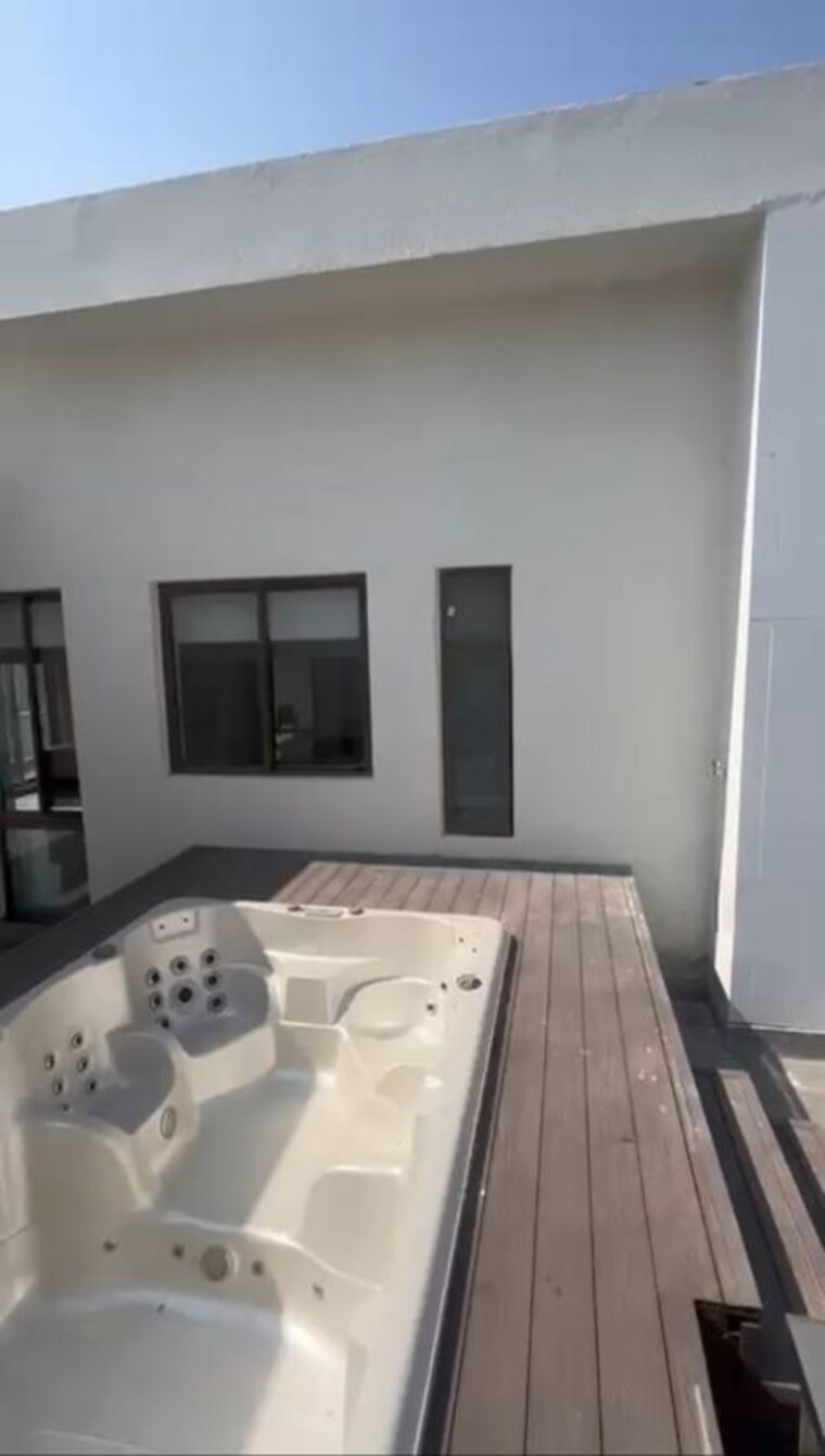 Terrace, m3m-golf-estate 6 Bedroom 8500 Sq.Ft. Penthouse In Sector 65 Gurgaon 10419572