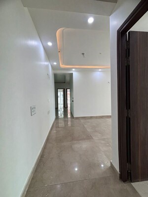 Room in 4 BHK Apartment at Samridhi Daksh Avenue, Sector 150 – for Sale