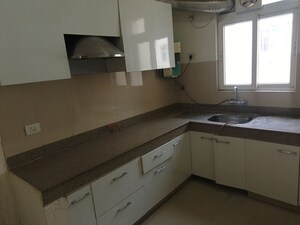 Kitchen in 3.5 BHK Apartment at Emaar Emerald Floors Premier, Sector 65 – for Rent