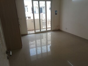3.5 BHK Apartment For Rent in Emaar Emerald Floors Premier, Sector 65