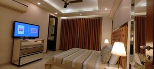 Bedroom in 3 BHK Apartment at Defence Colony – for Rent