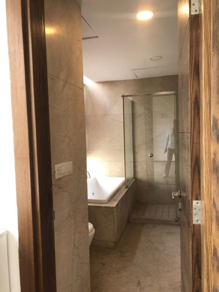 Bathroom, m3m-golf-estate 2 Bedroom 2240 Sq.Ft. Apartment In Sector 65 Gurgaon 10419641