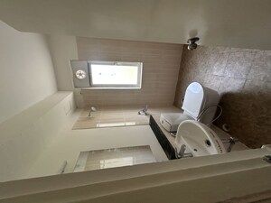 Furnished Amenities in 3.5 BHK Apartment at Jaypee Greens Kosmos, Sector 134 – for Rent