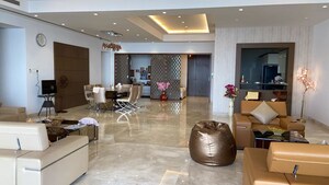 Living Room in 4 BHK Apartment at Jolly Maker Apartment, Cuffe Parade – for Sale