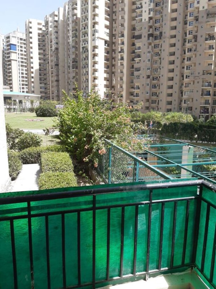 Balcony, paramount-floraville 2 Bedroom 1045 Sq.Ft. Apartment In Sector 137 Noida 10419695