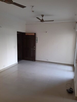 Room in 2 BHK Apartment at Paramount Floraville, Sector 137 – for Sale