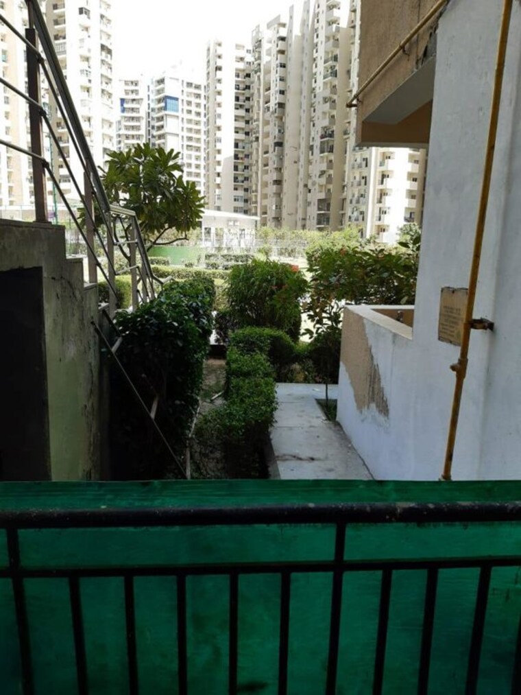Balcony, paramount-floraville 2 Bedroom 1045 Sq.Ft. Apartment In Sector 137 Noida 10419695