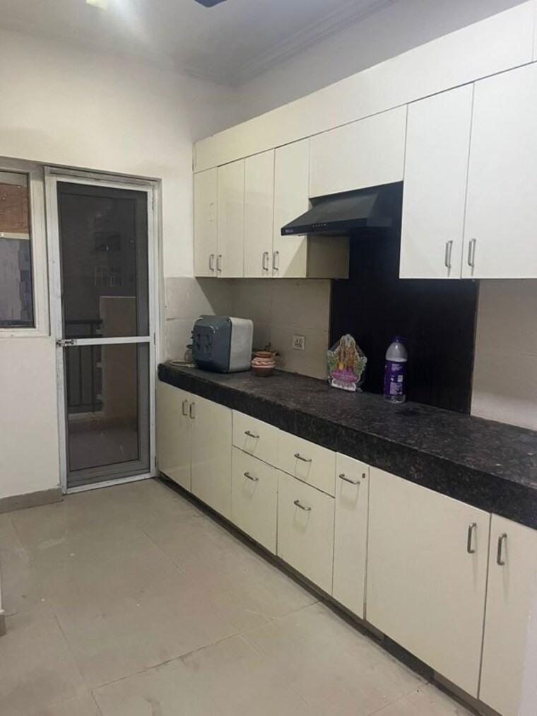 Kitchen, paramount-floraville 3.5 Bedroom 1425 Sq.Ft. Apartment In Sector 137 Noida 10419746