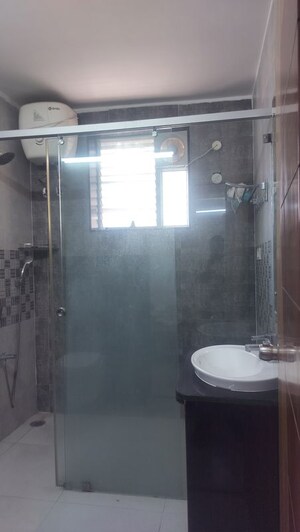 Bathroom in 3 BHK Apartment at Banjara Hills – for Rent