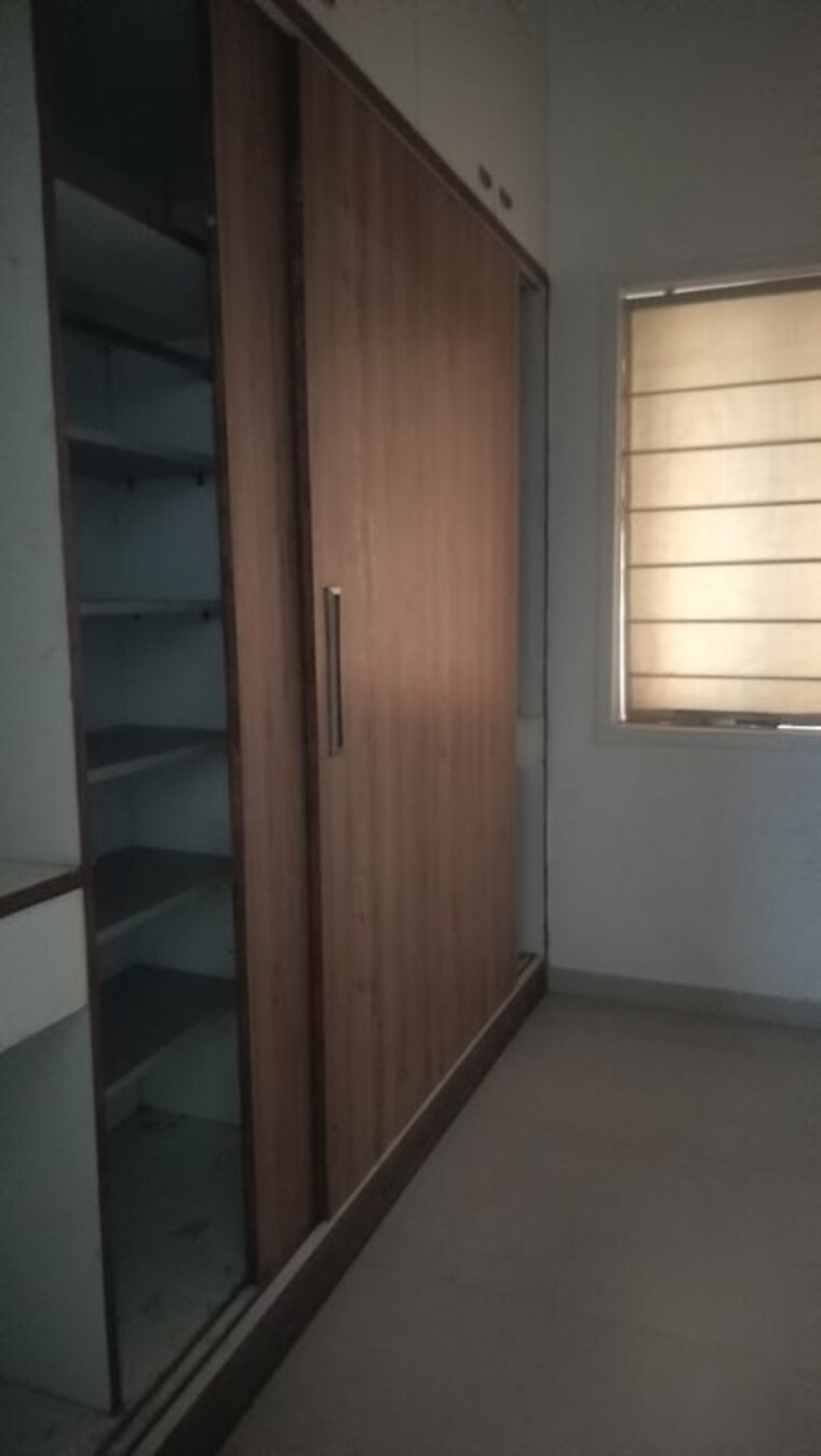 Room, banjara hills 3 Bedroom 3500 Sq.Ft. Apartment In Banjara Hills Hyderabad 10419809