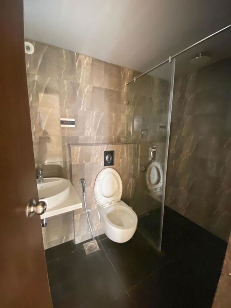 Bathroom, pharande-puneville 2 Bedroom 1300 Sq.Ft. Apartment In Punawale Pune 10419790