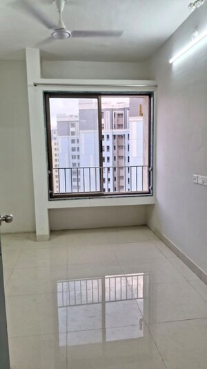 Room in 1 BHK Apartment at Ulwe – for Rent