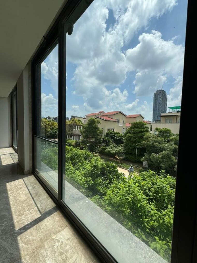 Balcony, emaar-emerald-classic 4 Bedroom 3500 Sq.Ft. Apartment In Sector 65 Gurgaon 10419875