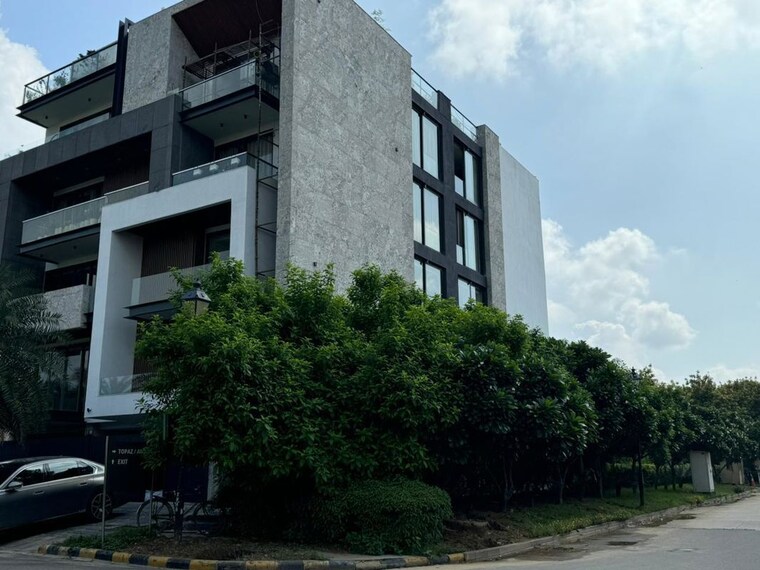 Exterior View, emaar-emerald-classic 4 Bedroom 3500 Sq.Ft. Apartment In Sector 65 Gurgaon 10419875