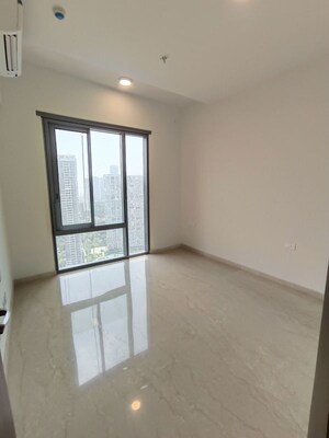 Room in 2 BHK Apartment at Piramal Mahalaxmi, Mahalaxmi – for Rent