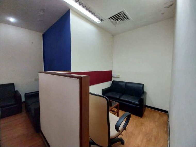 Kitchen, dhobi talao Commercial Office Space 686 Sq.Ft. In Dhobi Talao Mumbai 10419894