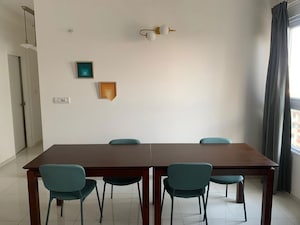 Team Area in 2 BHK Apartment at Godrej Aqua, International Airport Road – for Rent