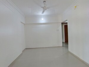 Room in 2 BHK Apartment at MM Spectra, Chembur – for Rent