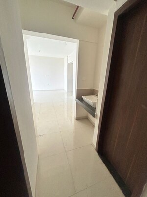 Room in 3 BHK Apartment at Mantra Monarch, Balewadi – for Rent