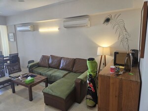 Team Area in 3.5 BHK Apartment at DLF The Ultima, Sector 81 – for Sale