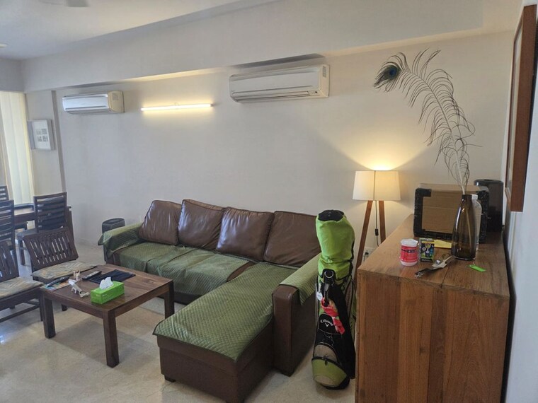 Team Area, dlf-the-ultima 3.5 Bedroom 2132 Sq.Ft. Apartment In Sector 81 Gurgaon 10420002
