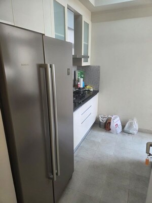 Furnished Amenities in 3.5 BHK Apartment at DLF The Ultima, Sector 81 – for Sale